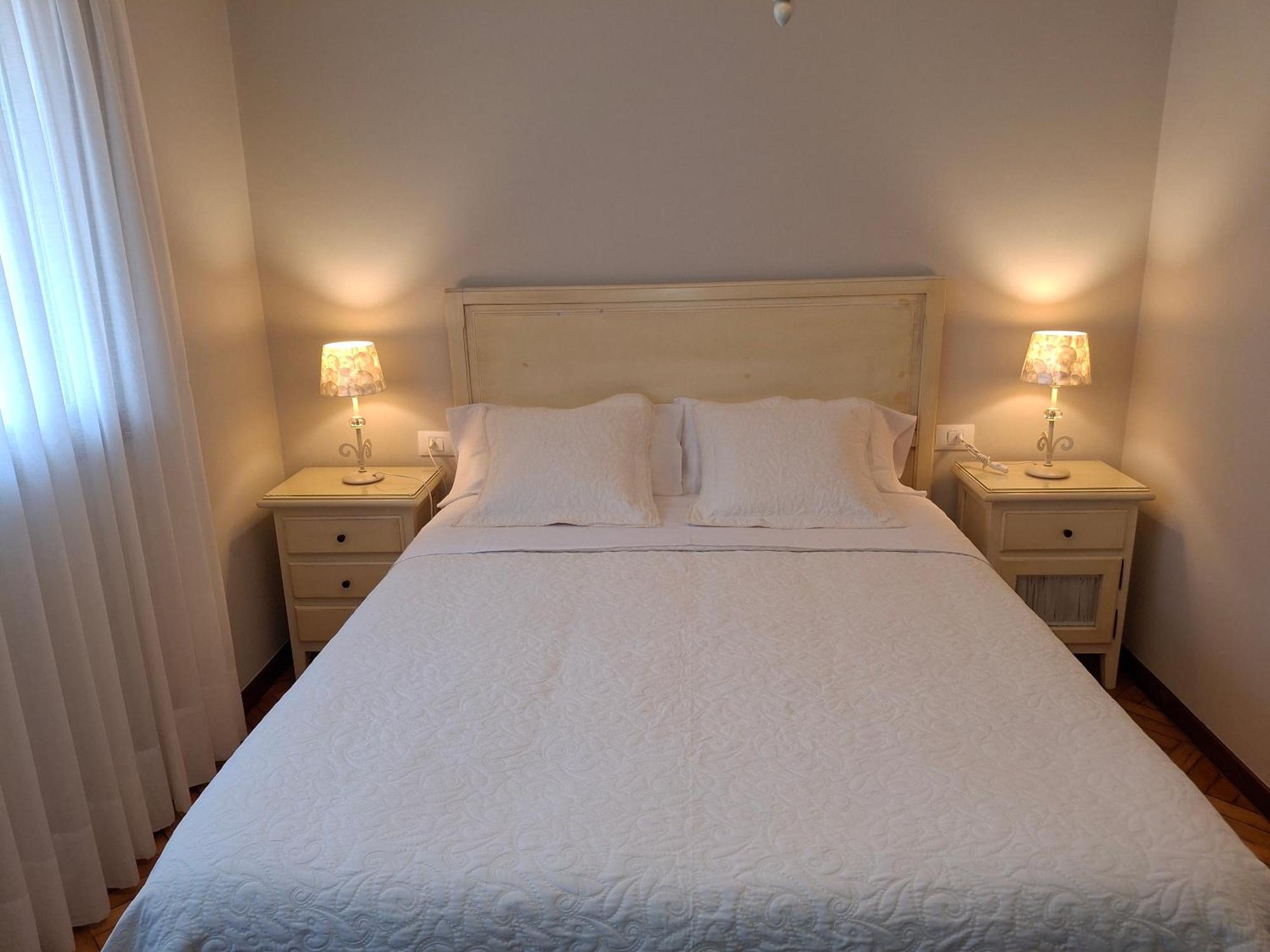 Apartamento Zona Camelias Vigo Bagian luar foto